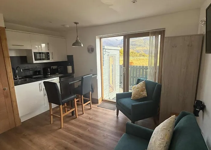 Ben Nevis Manor Studio With Private Hot Tub