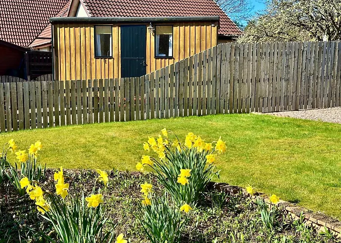 Per Ardua Shepherds Hut